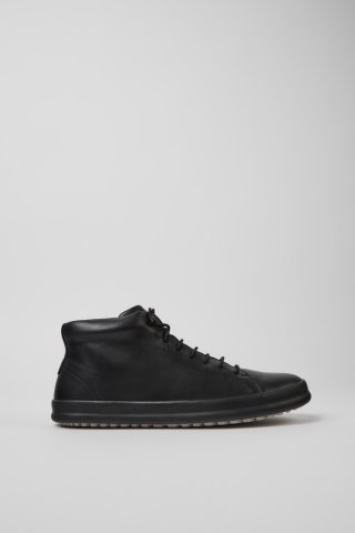 Camper Chasis Sport - Schwarze Herrenstiefelette aus Leder. Camper Chasis Sport - Schwarze Herrenstiefelette aus Leder.