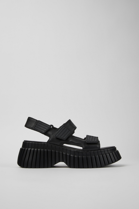 Camper BCN - Schwarze Ledersandale für Damen.