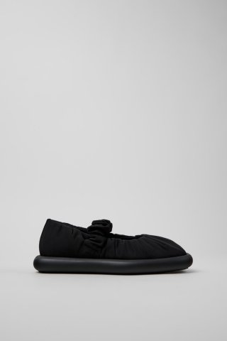 Camper Onda - Schwarzer Ballerina aus recyceltem PET für Damen. Camper Onda - Schwarzer Ballerina aus recyceltem PET für Damen.