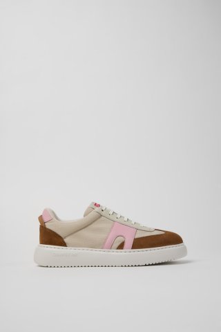 Camper Runner K21 - Mehrfarbiger Damensneaker aus Textil und Nubukleder. Camper Runner K21 - Mehrfarbiger Damensneaker aus Textil und Nubukleder.