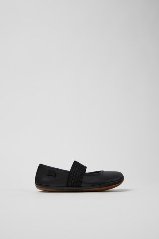 Camper RIGHT - Schwarzer Kinderballerina aus Leder. Camper RIGHT - Schwarzer Kinderballerina aus Leder.