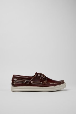 Camper Runner - Brauner Herrenmokassin aus Leder. Camper Runner - Brauner Herrenmokassin aus Leder.