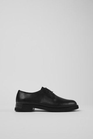 Camper Iman - Schwarzer Damenschuh aus Leder. Camper Iman - Schwarzer Damenschuh aus Leder.
