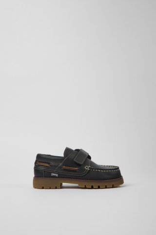 Camper Compas - Blauer Kinderschuh aus Leder im Nautikstil. Camper Compas - Blauer Kinderschuh aus Leder im Nautikstil.