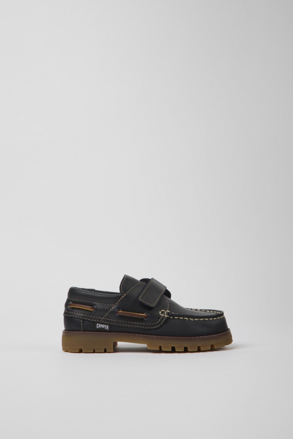 Camper Compas - Blauer Kinderschuh aus Leder im Nautikstil.