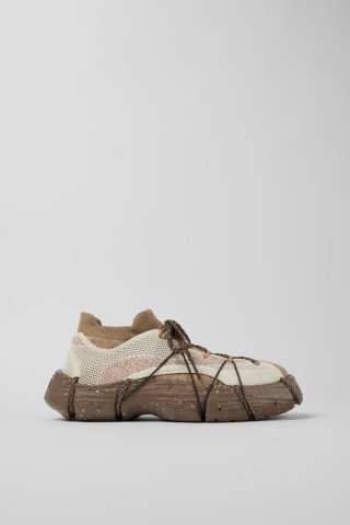 Camper ROKU - Mehrfarbiger Damensneaker aus Recycling-PET. Camper ROKU - Mehrfarbiger Damensneaker aus Recycling-PET.