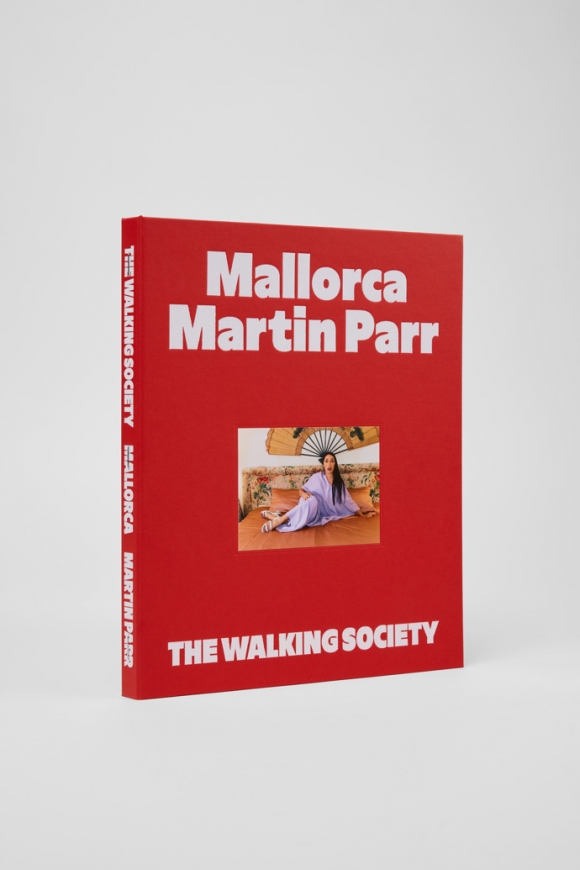 Camper The Walking Society Issue 18 - The Walking Society Magazine