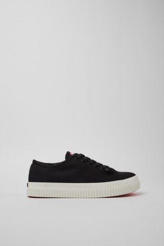 Camper Peu Roda - Schwarzer Damenschuh aus TENCEL® Lyocell. Camper Peu Roda - Schwarzer Damenschuh aus TENCEL® Lyocell.