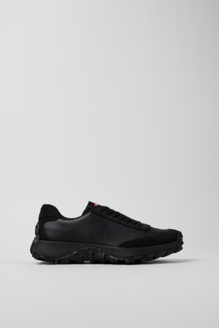 Camper Drift Trail - Schwarzer Damensneaker aus recyceltem PET und Leder. Camper Drift Trail - Schwarzer Damensneaker aus recyceltem PET und Leder.