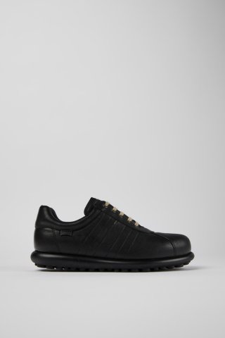 Camper Pelotas - Schwarzer Herrenschuh aus pflanzlich gegerbtem Leder. Camper Pelotas - Schwarzer Herrenschuh aus pflanzlich gegerbtem Leder.