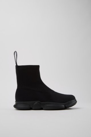 Camper Karst - Schwarze Midiboots aus TENCEL® Lyocell für Damen. Camper Karst - Schwarze Midiboots aus TENCEL® Lyocell für Damen.
