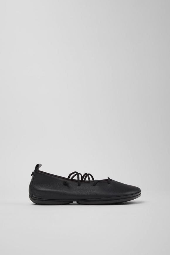 Camper Right Nina - Schwarzer Lederballerina für Damen.