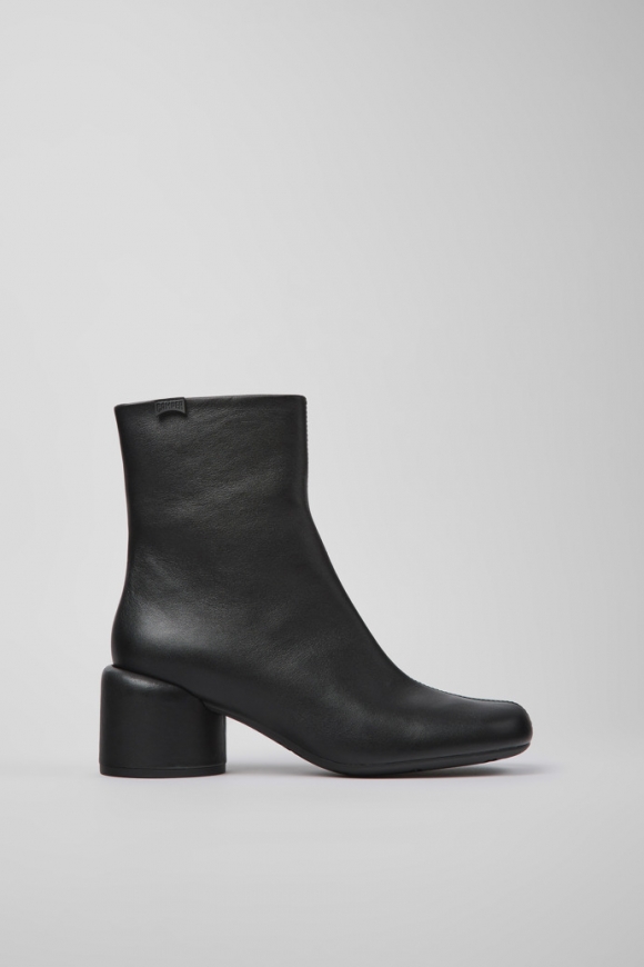 Camper Niki - Schwarzer Damenstiefel aus Leder