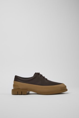 Camper Pix - Damenschnürschuh aus Leder in Braun. Camper Pix - Damenschnürschuh aus Leder in Braun.