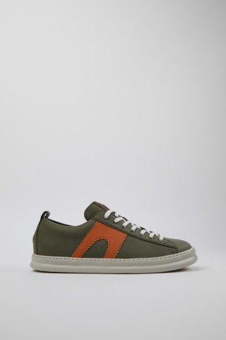Camper Runner - Mehrfarbiger Herrensneaker aus Recyclingleder. Camper Runner - Mehrfarbiger Herrensneaker aus Recyclingleder.