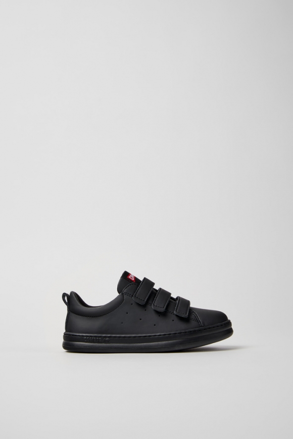 Camper Runner - Schwarzer Kindersneaker aus recyceltem Leder.
