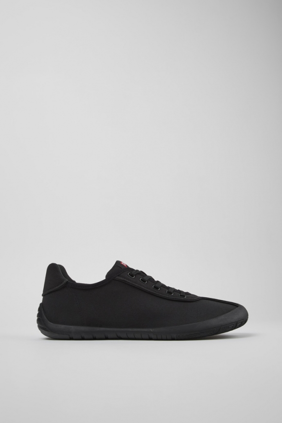 Camper Peu Path - Schwarzer Herrensneaker aus Recycling-PET.