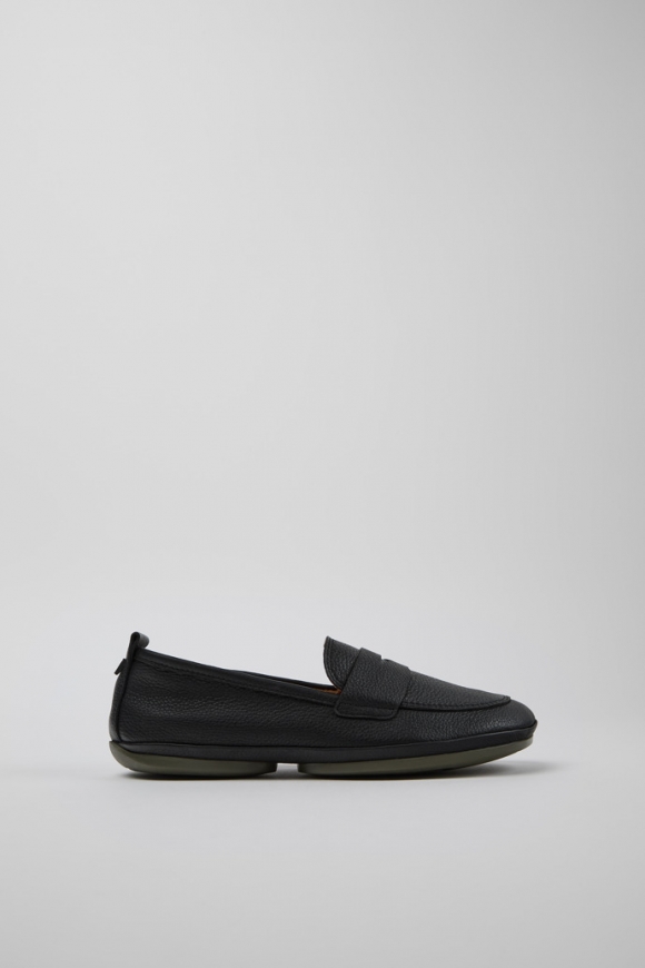 Camper Right - Schwarzer Damenschuh aus Leder.