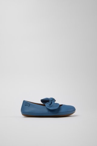 Camper Right - Blauer Lederballerina für Kinder. Camper Right - Blauer Lederballerina für Kinder.