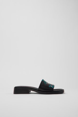Camper Twins - Schwarzer Damensandalette aus Leder. Camper Twins - Schwarzer Damensandalette aus Leder.