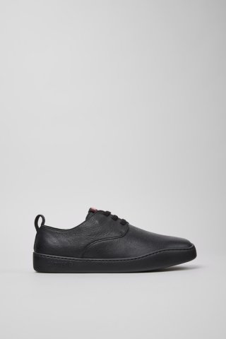 Camper Peu Touring - Schwarzer Herrenschuh aus Leder. Camper Peu Touring - Schwarzer Herrenschuh aus Leder.