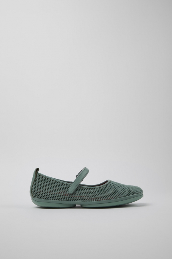 Camper Right - Grüne Damenmokassins aus TENCEL® Lyocell und Leder.