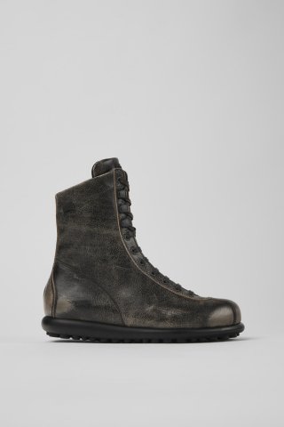 Camper Pelotas - Grauer Herrenhalbstiefel aus Leder. Camper Pelotas - Grauer Herrenhalbstiefel aus Leder.