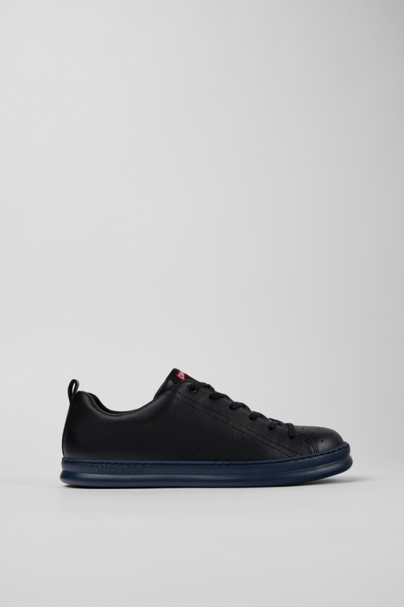 Camper Runner - Schwarzer Herrensneaker aus Leder.