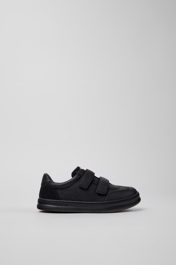 Camper Runner - Schwarzer Kindersneaker aus Leder und Nubukleder.