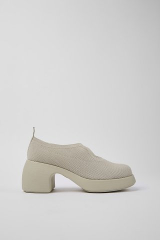 Camper Thelma - Grauer Damenstrickschuh aus einem Stück Camper Thelma - Grauer Damenstrickschuh aus einem Stück