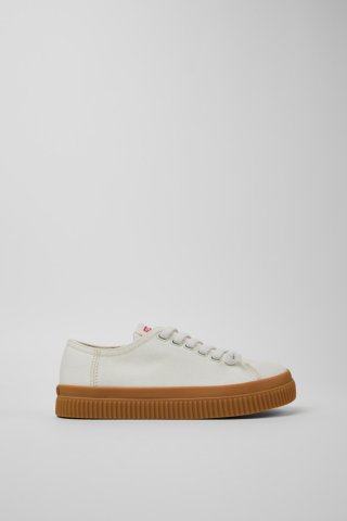 Camper Peu Roda - Weißer Damenschuh aus TENCEL® Lyocell. Camper Peu Roda - Weißer Damenschuh aus TENCEL® Lyocell.