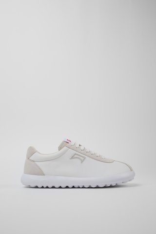 Camper Pelotas XLite - Weißer Herrensneaker aus Recycling-PET und Nubukleder.