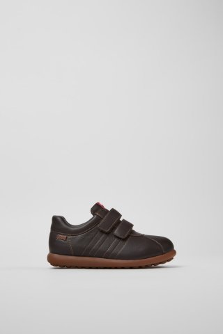Camper Pelotas - Brauner Kinderschuh aus Leder und Textil.