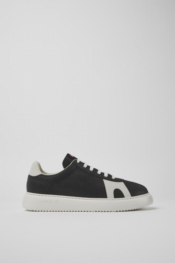 Camper Runner K21 MIRUM® - Herrensneaker in Schwarz und Weiß