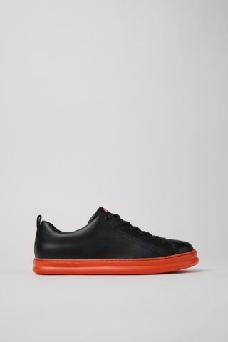 Camper Runner - Schwarzer Herrensneaker aus Leder