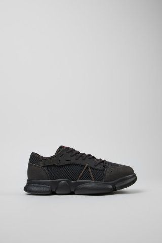 Camper Karst Sorona® - Grauer und schwarzer Damensneaker aus Textil Camper Karst Sorona® - Grauer und schwarzer Damensneaker aus Textil