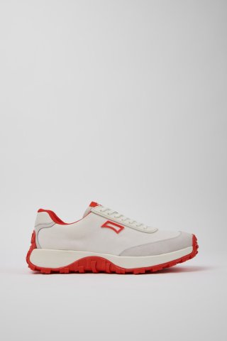 Camper Drift Trail VIBRAM - Weißer Herrensneaker aus recyceltem PET und Nubukleder.