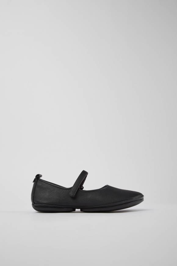Camper Right Nina - Schwarzer Damenschuh aus Leder.