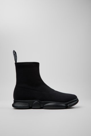 Camper Karst - Schwarzer Mid-Boot aus TENCEL™ Lyocell™ und recyceltem PET für Herren. Camper Karst - Schwarzer Mid-Boot aus TENCEL™ Lyocell™ und recyceltem PET für Herren.