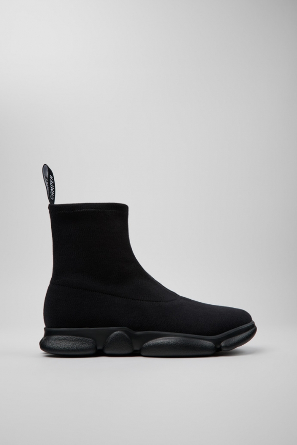 Camper Karst - Schwarzer Mid-Boot aus TENCEL™ Lyocell™ und recyceltem PET für Herren.