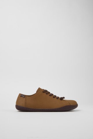 Camper Peu - Brauner Damenschuh aus Leder und PET. Camper Peu - Brauner Damenschuh aus Leder und PET.