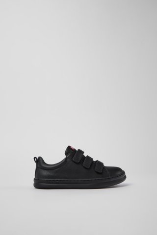 Camper Runner - Schwarzer Kindersneaker aus Leder und Textil Camper Runner - Schwarzer Kindersneaker aus Leder und Textil