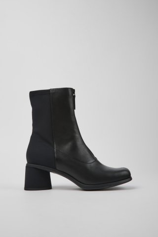 Camper Kiara - Schwarzer Damenstiefel aus Leder und Recycling-PET Camper Kiara - Schwarzer Damenstiefel aus Leder und Recycling-PET