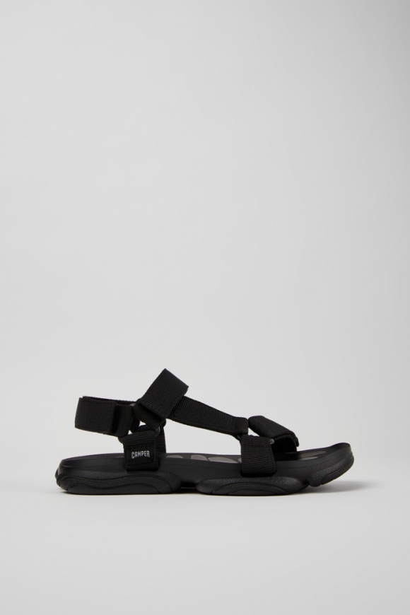 Camper Karst Sandal - Schwarze Herrensandale aus recyceltem PET-Webbing.
