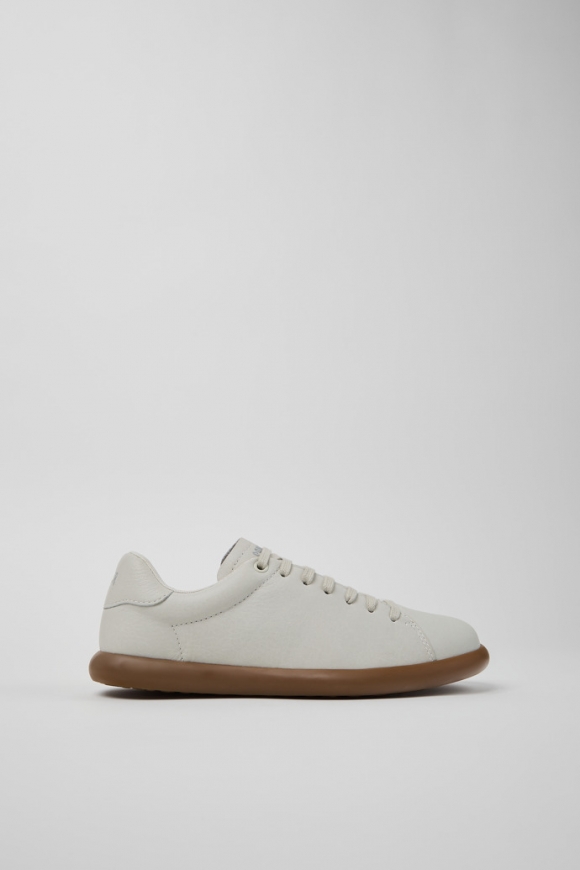 Camper Pelotas Soller - Weißer Damensneaker aus Leder.