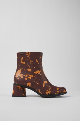Camper Kiara - Bedruckte Damenstiefelette aus Leder in Weinrot und Orange Camper Kiara - Bedruckte Damenstiefelette aus Leder in Weinrot und Orange