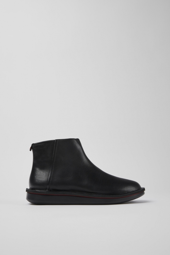 Camper Formiga - Schwarze Lederstiefelette für Damen.
