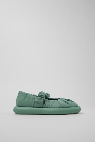 Camper Onda - Grüner Ballerina aus Recycling-PET für Damen. Camper Onda - Grüner Ballerina aus Recycling-PET für Damen.