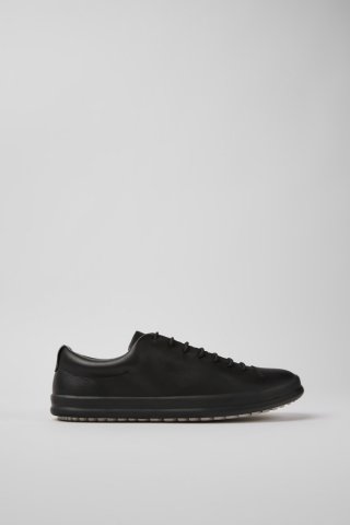 Camper Chasis Sport - Schwarzer Herrenschuh aus Leder. Camper Chasis Sport - Schwarzer Herrenschuh aus Leder.