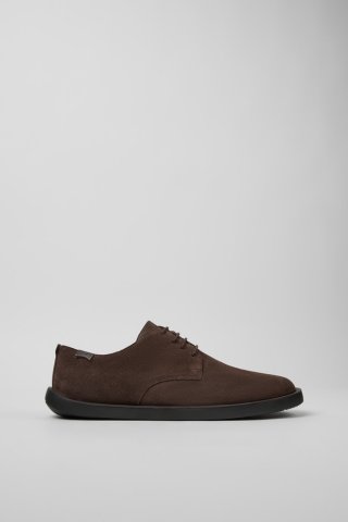 Camper Wagon - Brauner Herrenschuh aus Nubukleder. Camper Wagon - Brauner Herrenschuh aus Nubukleder.